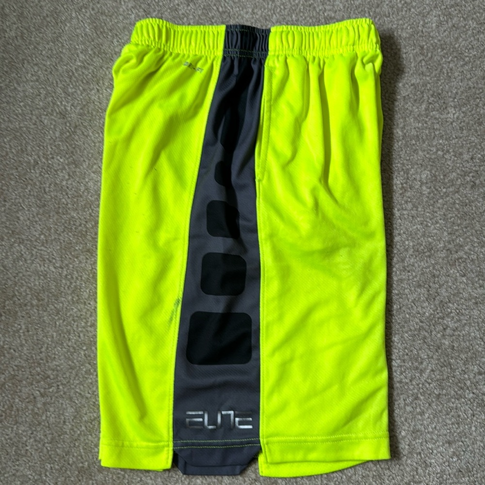 Vintage Nike elite shorts